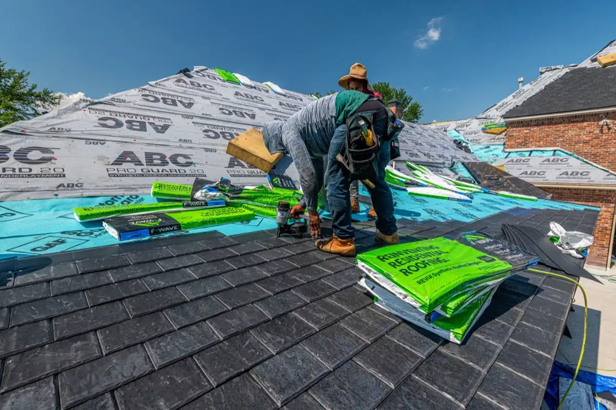 Emergency Tarping in League City, TX